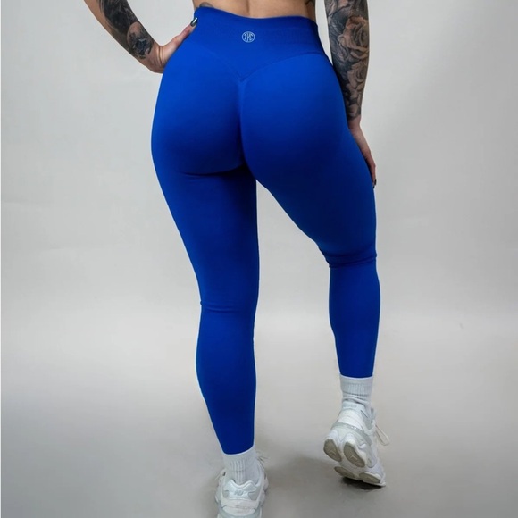 Til You Collapse Seamless Collection Contour Leggings Large Royal Blue booty - Picture 7 of 8